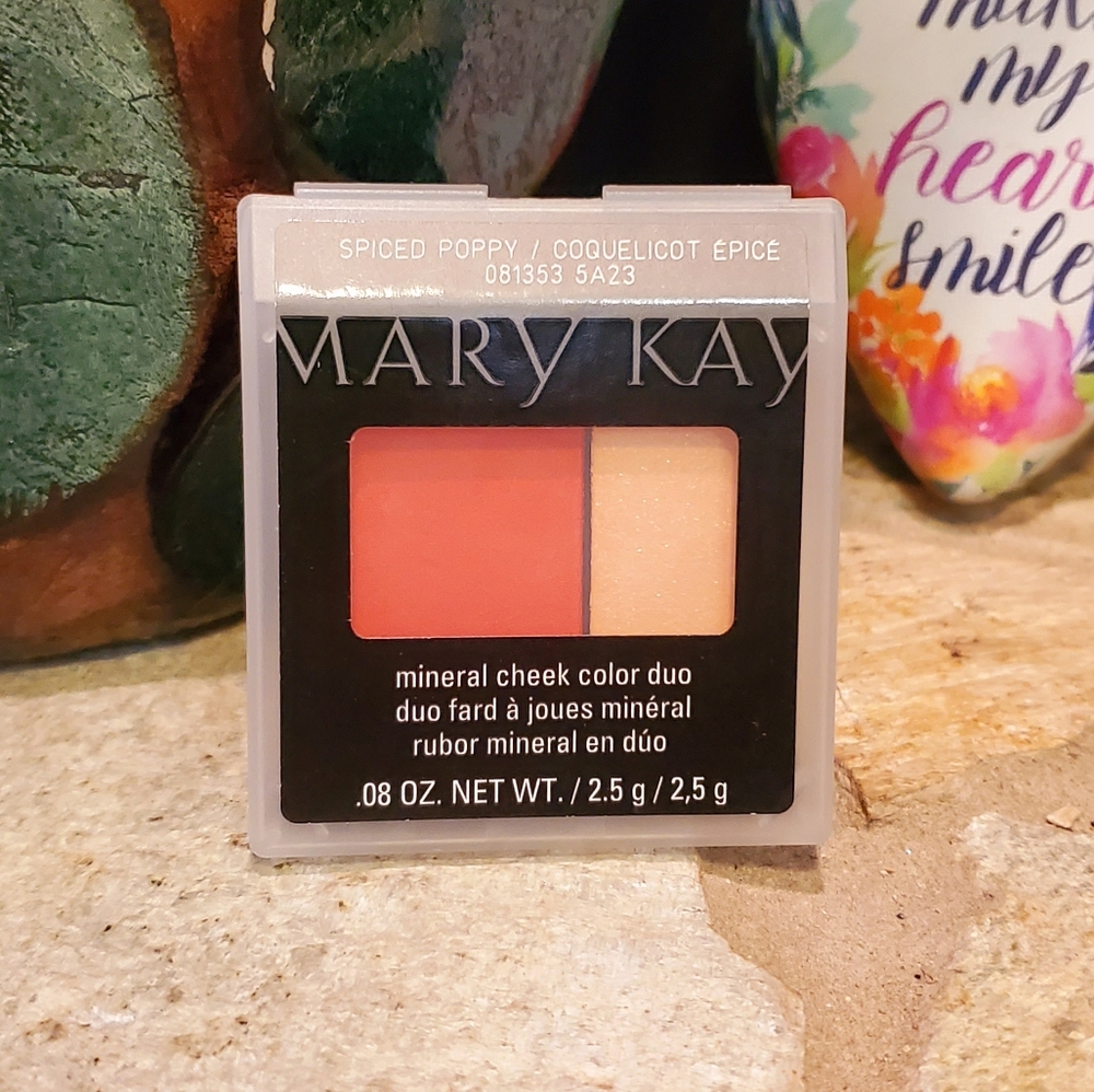 *NEW* Mary Kay Cheek Color Duo - Spiced Poppy
